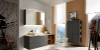 Une salle de bain moderne avec vue sur la montagne et des meubles élégants de Nolte SPA.
