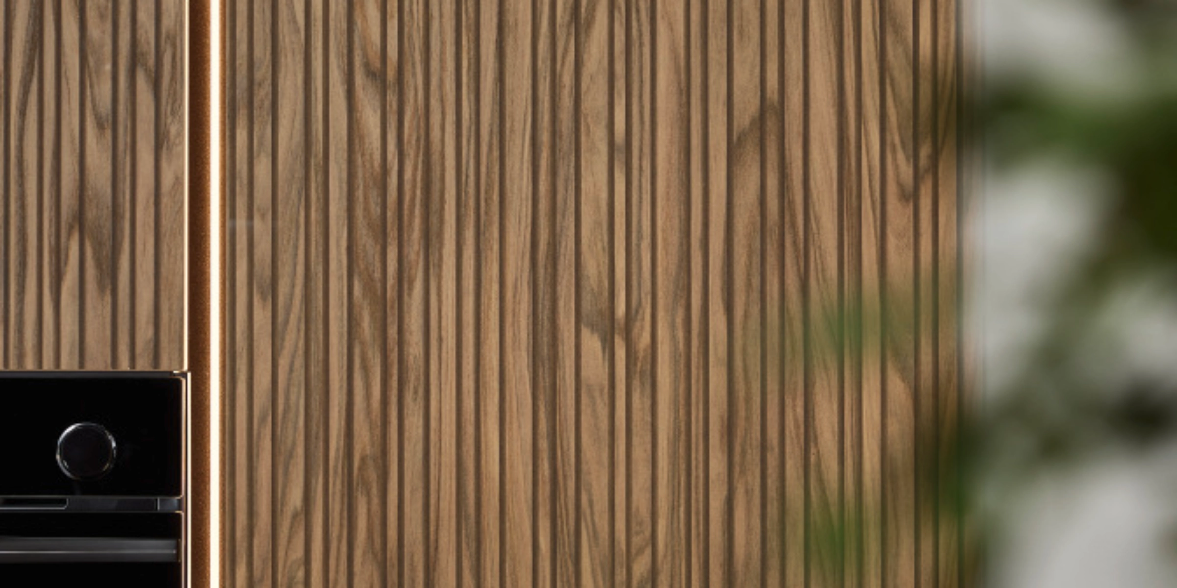 Armoires de cuisine en bois avec four intégré, partie de Nolte Kitchen.