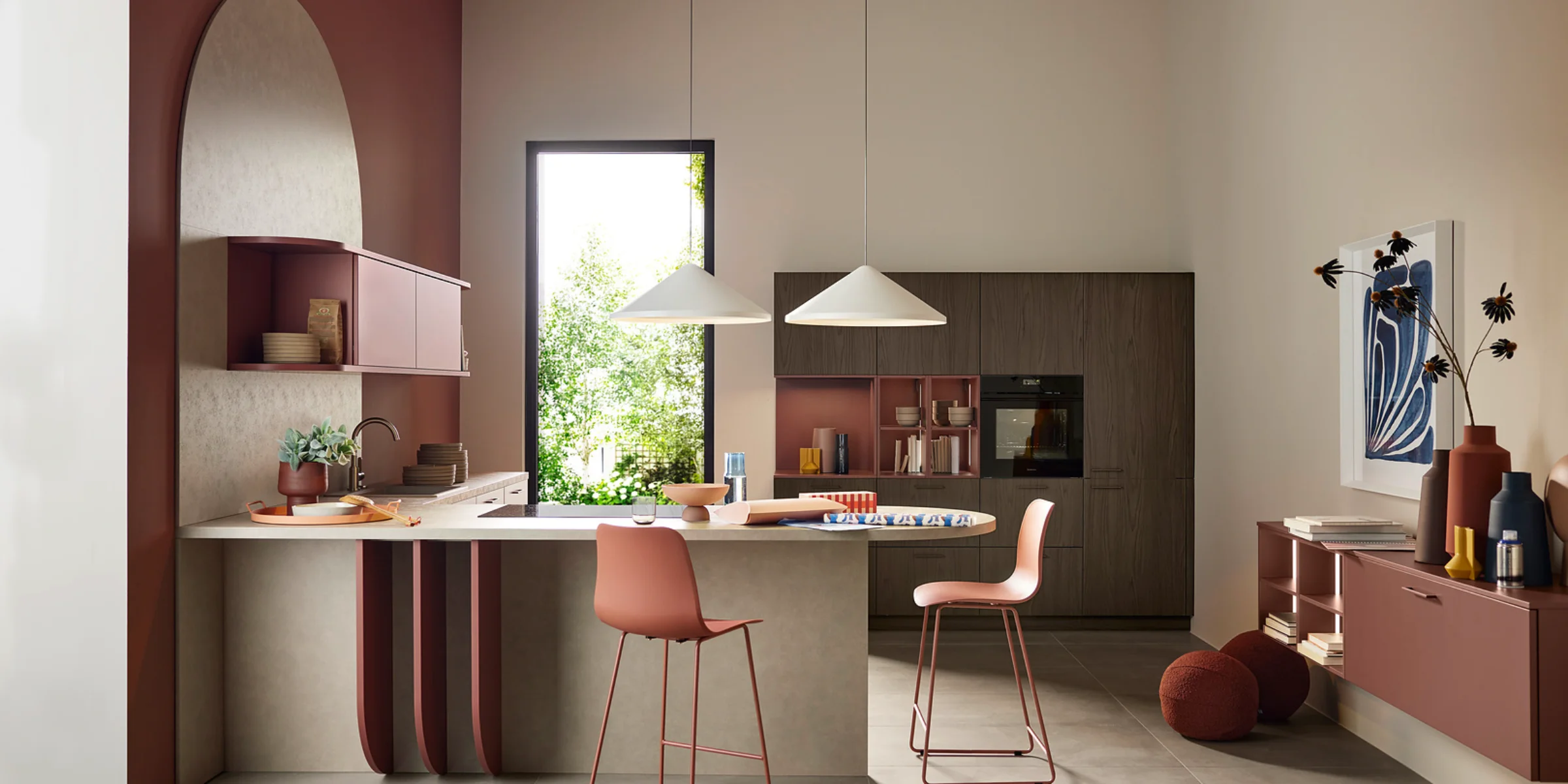 Modern L-shaped kitchen in henna red with a dark wood finish