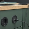 Prises et stations de recharge dans la cuisine