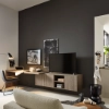 Un salon moderne avec Nolte Living et une cuisine adjacente de Nolte Kitchen.