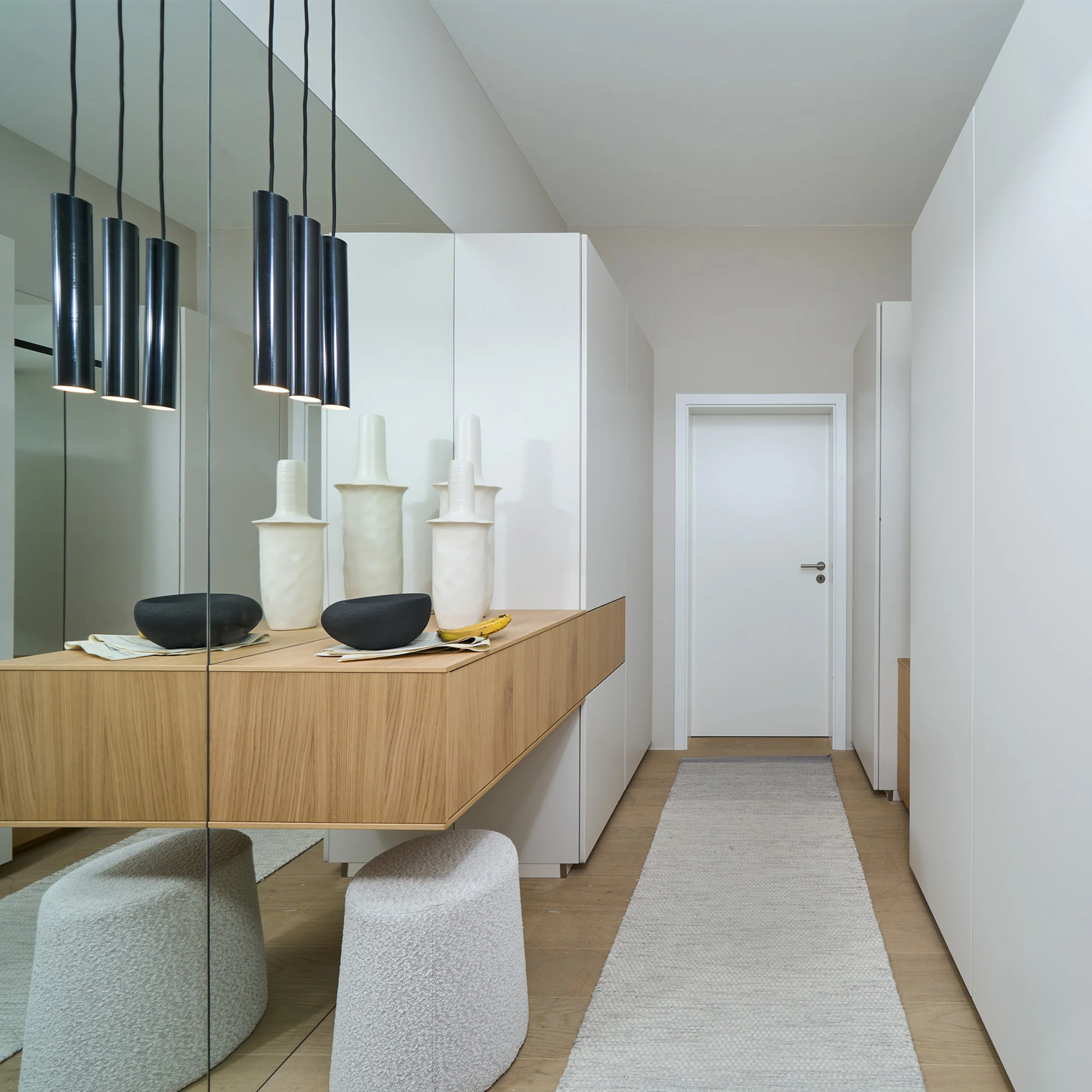 Appartment_Ankleide_SOFT_LACK_76D_Kaschmir_softmatt_neoSLIM_685_Eiche_Bianco