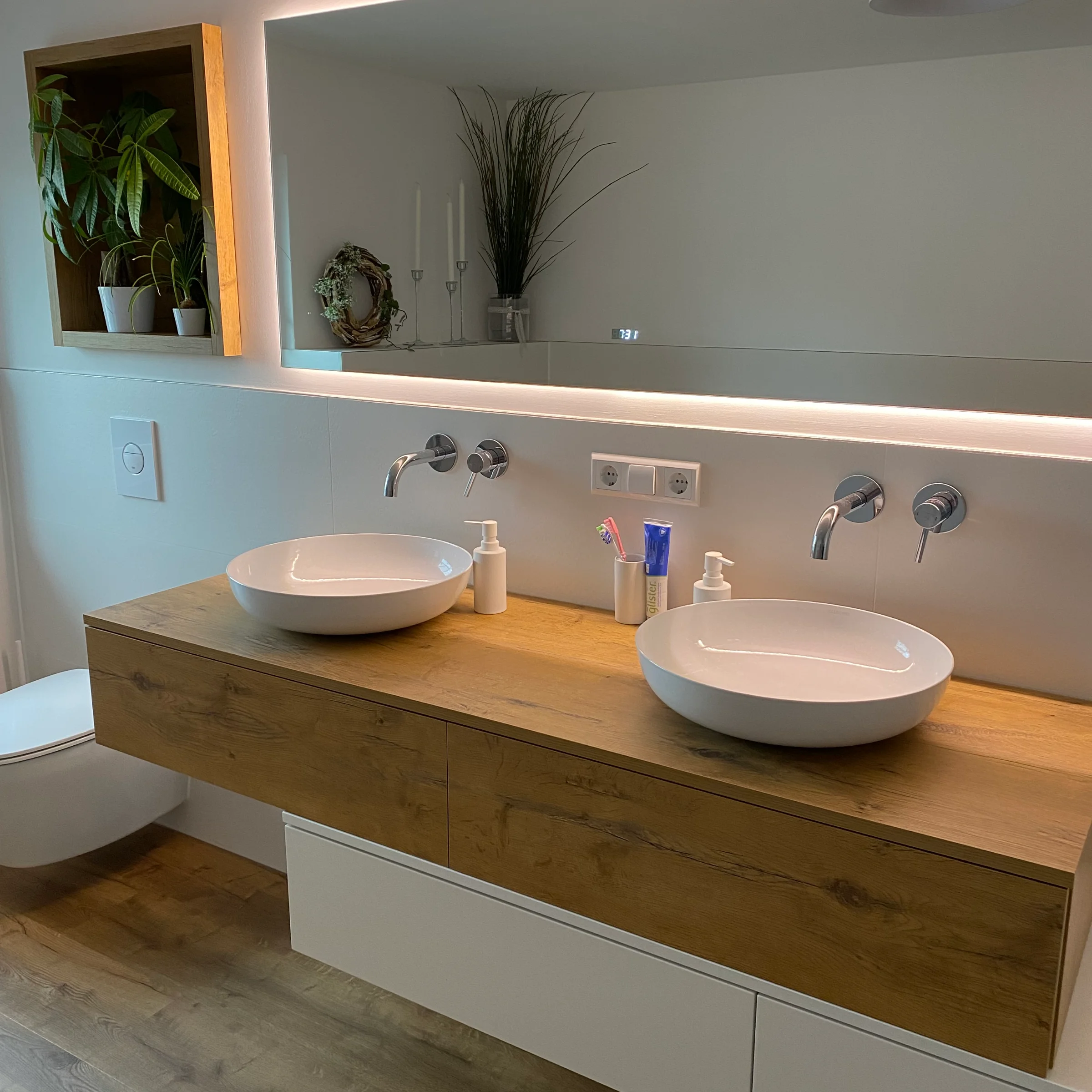 Kleurenspel in de loftwoning, image size:2400x2400