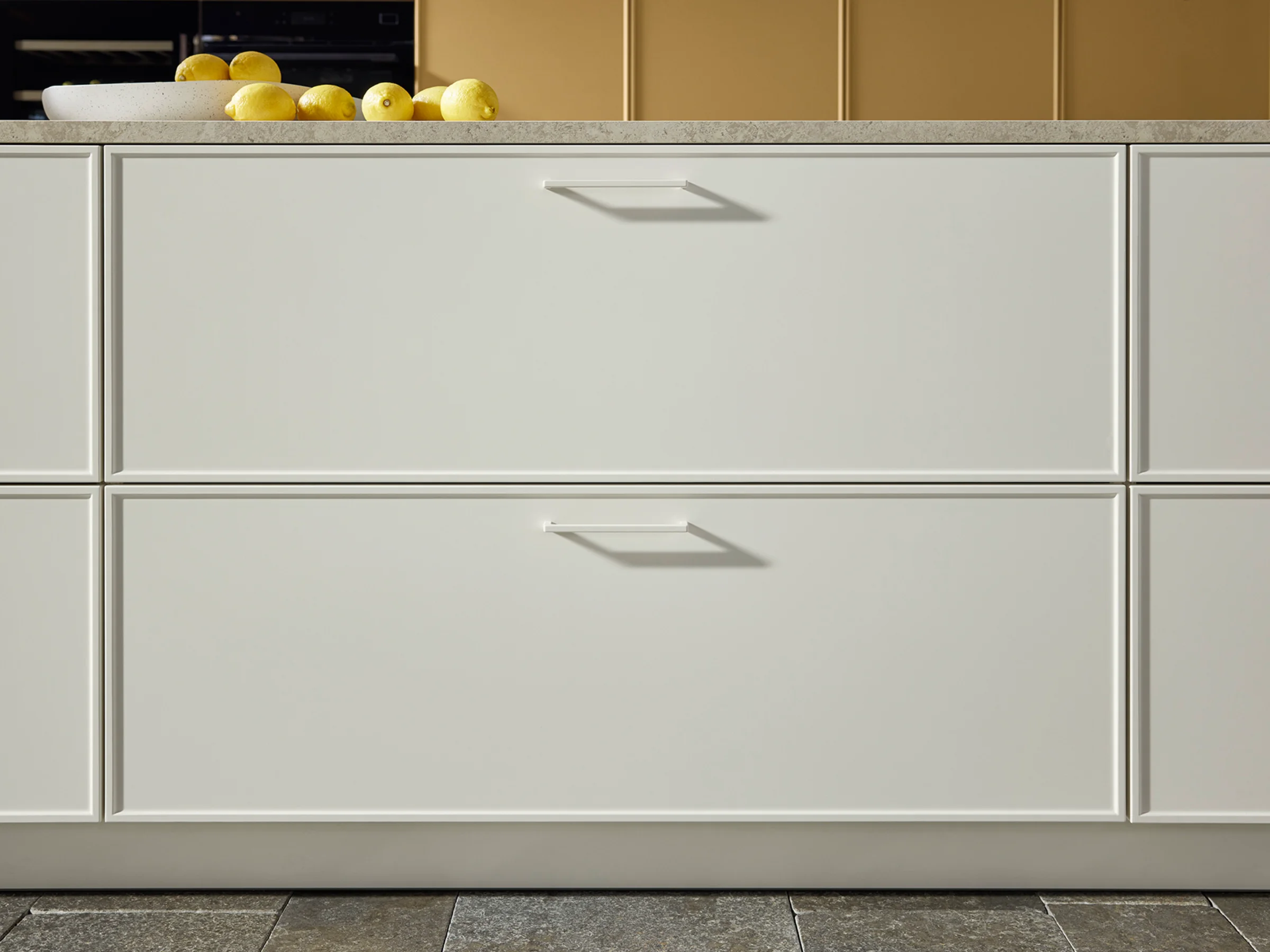 product image 23994_Nolte_EvoraLack_CaramelMagnolia_Det_02.jpg