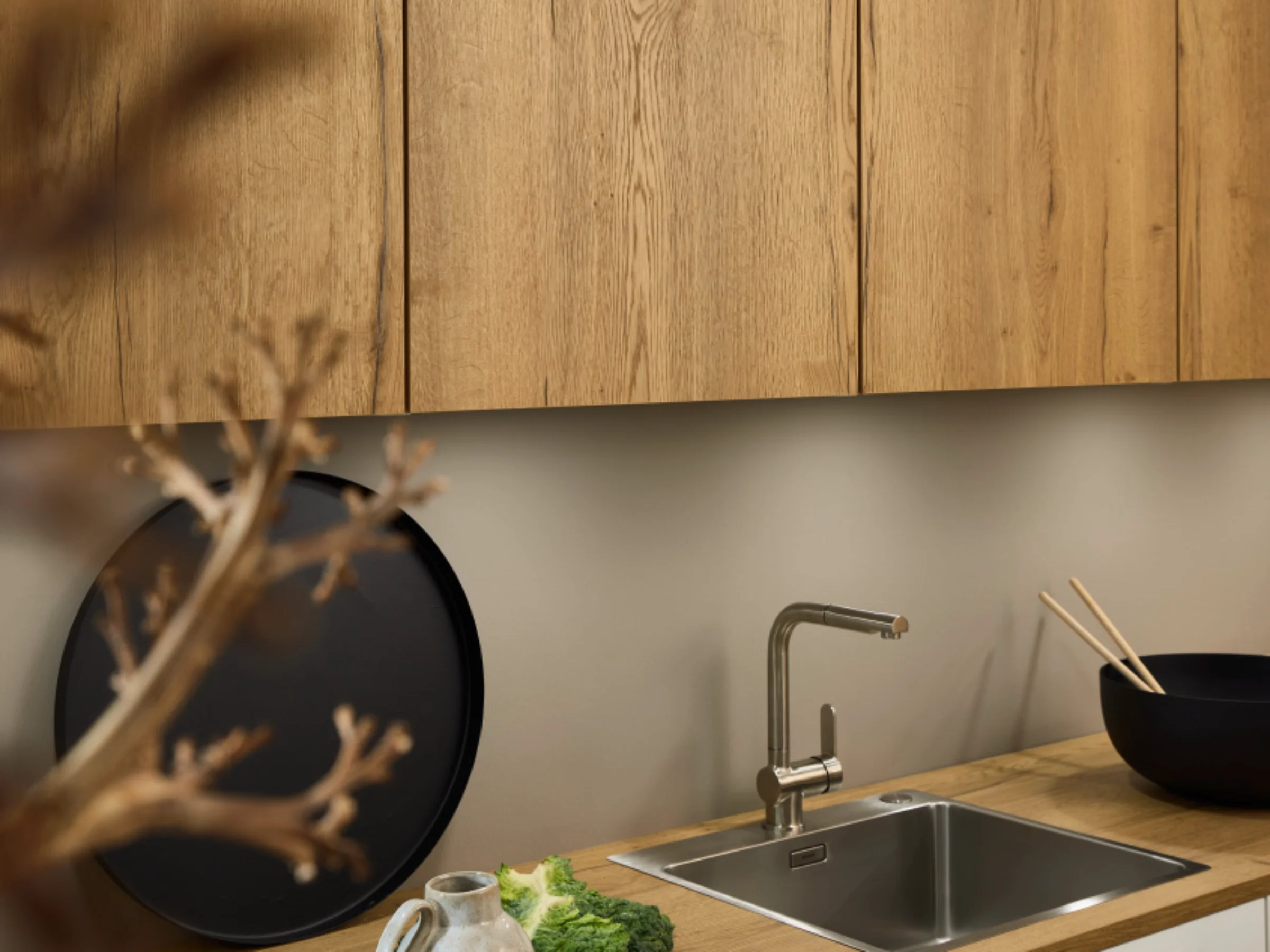 product image NK30222_FINE_LACK___WeiSZ_HG___ARTWOOD___Eiche_Ven.jpg