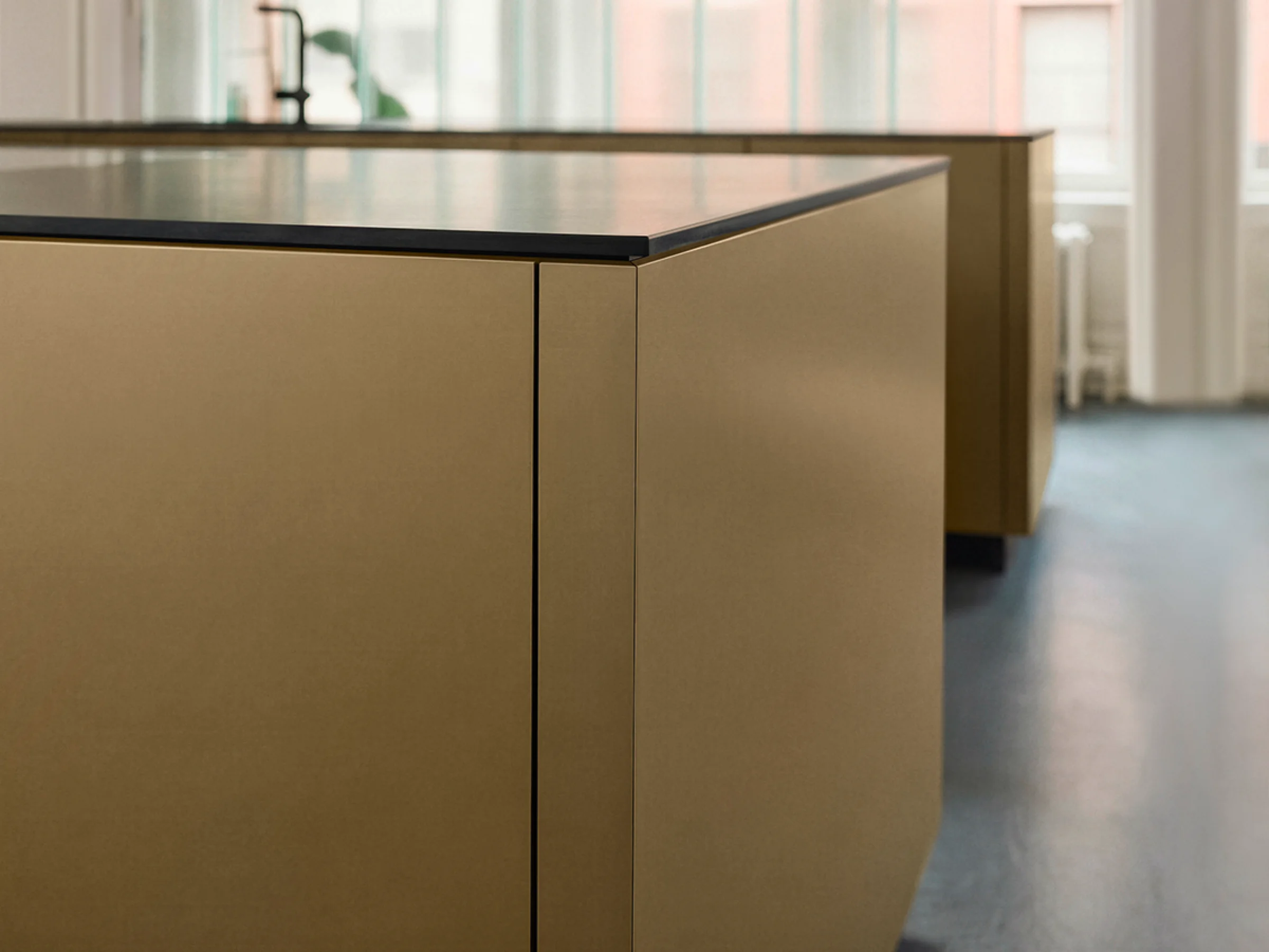 product image neoPURE_Gold_neoLODGE_Eiche-geschwärzt_Soho_03.jpg